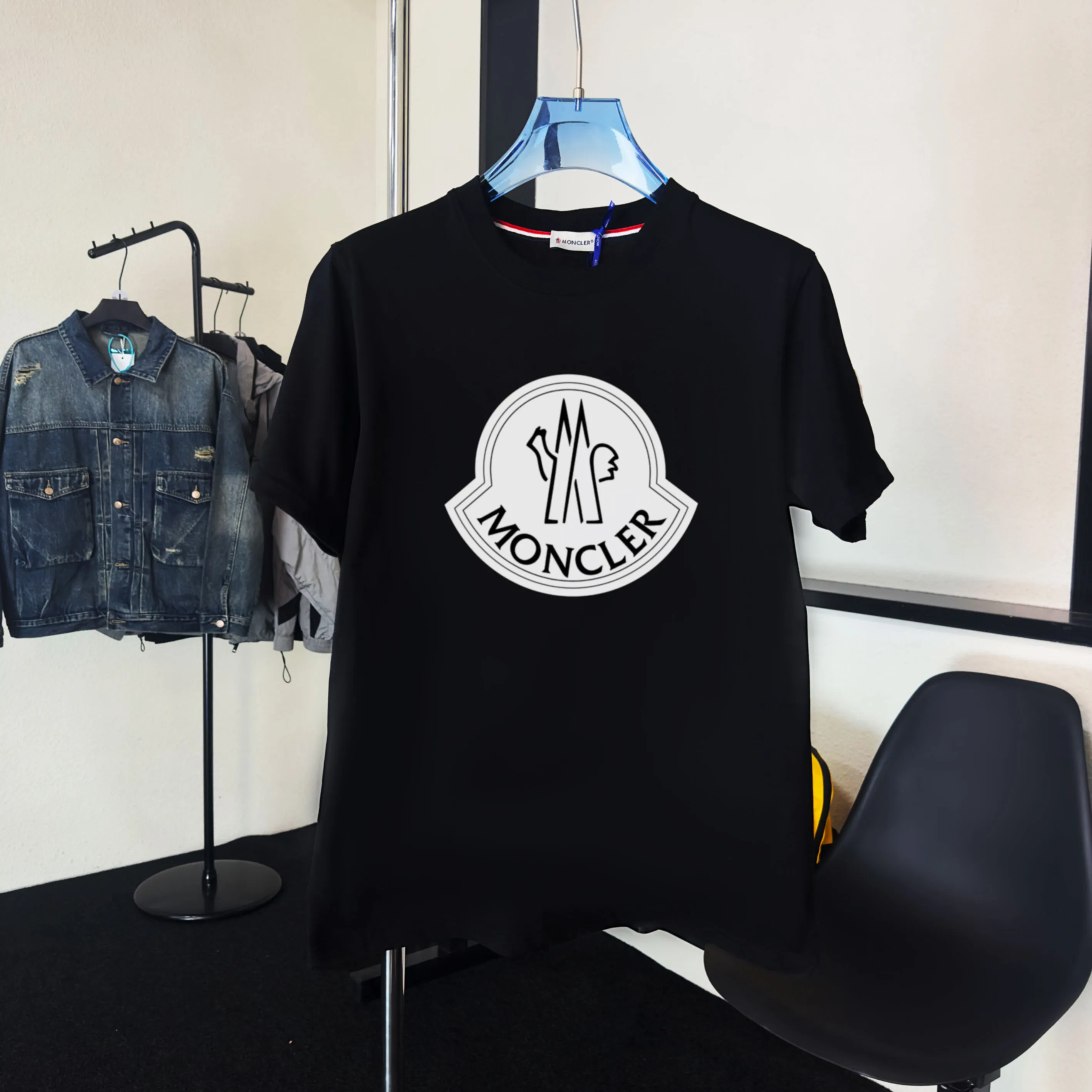 《 ~NFC ~ 》《Moncler~ 》2025New Arrival Quality T , Versatile Quality ！ ‼ 32 250G ‼ ， ， ， ， T 🤪 Sizes：S-M-L-XL-2XL ：Black，White， Same Style